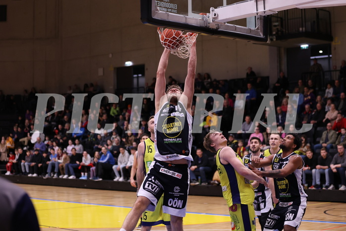 05.02.2023, Graz, Raiffeisen Sportpark Graz, Basketball Superliga 2022/23, Grunddurchgang, Runde 20, UBSC Raiffeisen Graz - OCS Swans Gmunden