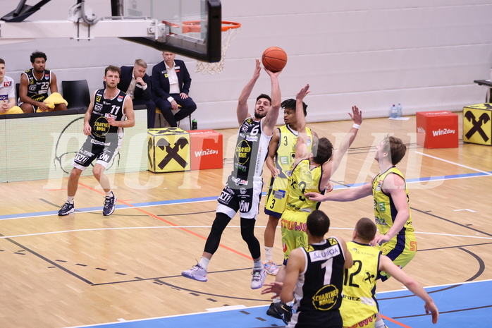 05.02.2023, Graz, Raiffeisen Sportpark Graz, Basketball Superliga 2022/23, Grunddurchgang, Runde 20, UBSC Raiffeisen Graz - OCS Swans Gmunden