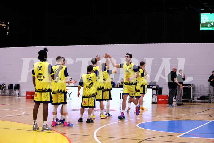 05.02.2023, Graz, Raiffeisen Sportpark Graz, Basketball Superliga 2022/23, Grunddurchgang, Runde 20, UBSC Raiffeisen Graz - OCS Swans Gmunden