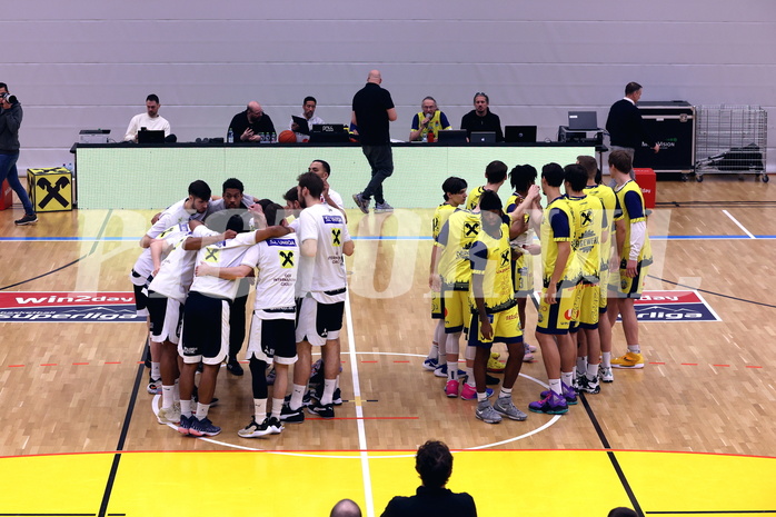 05.02.2023, Graz, Raiffeisen Sportpark Graz, Basketball Superliga 2022/23, Grunddurchgang, Runde 20, UBSC Raiffeisen Graz - OCS Swans Gmunden