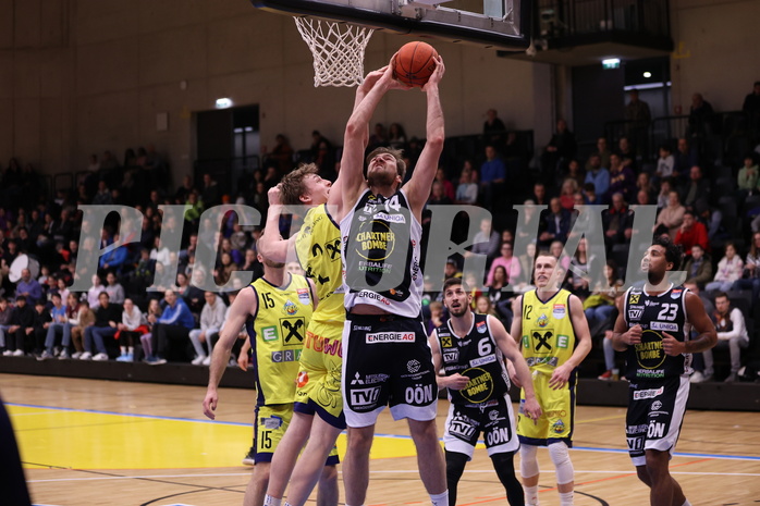 05.02.2023, Graz, Raiffeisen Sportpark Graz, Basketball Superliga 2022/23, Grunddurchgang, Runde 20, UBSC Raiffeisen Graz - OCS Swans Gmunden