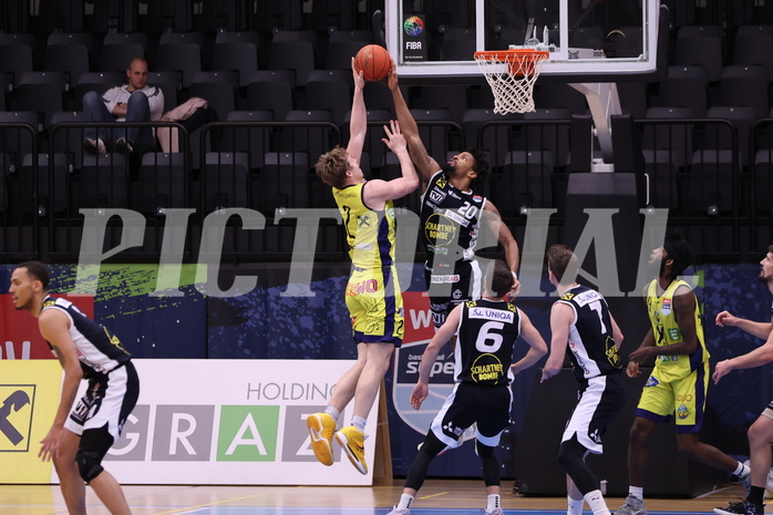 05.02.2023, Graz, Raiffeisen Sportpark Graz, Basketball Superliga 2022/23, Grunddurchgang, Runde 20, UBSC Raiffeisen Graz - OCS Swans Gmunden