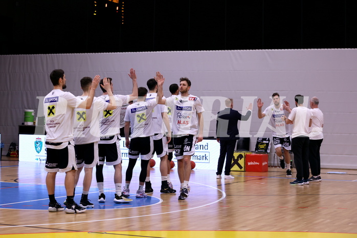 05.02.2023, Graz, Raiffeisen Sportpark Graz, Basketball Superliga 2022/23, Grunddurchgang, Runde 20, UBSC Raiffeisen Graz - OCS Swans Gmunden