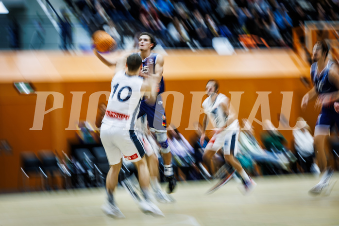 Basketball, Win2Day Superliga 2023/24, Grunddurchgang 7.Runde, Vienna Timberwolves, BBC Nord Dragonz, Lukas Hahn (25)