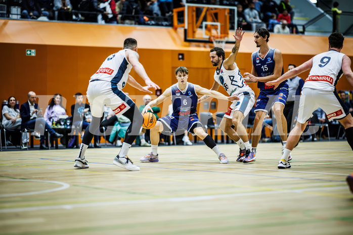 Basketball, Win2Day Superliga 2023/24, Grunddurchgang 7.Runde, Vienna Timberwolves, BBC Nord Dragonz, Valentin Pasterk (6)