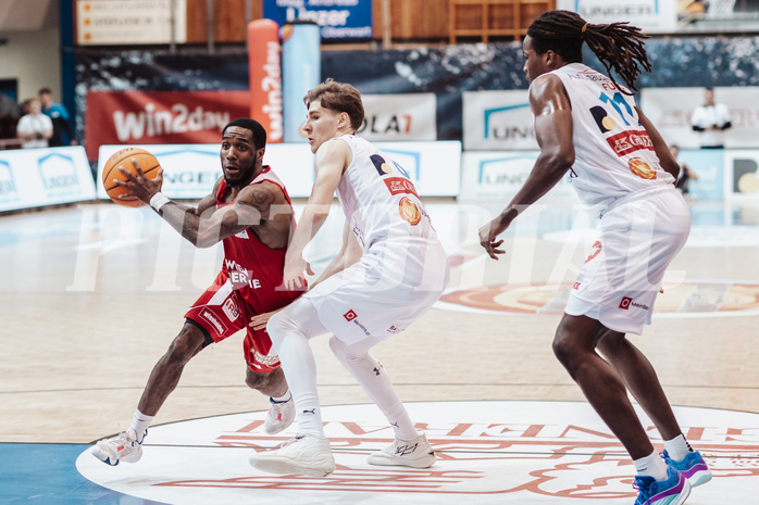 Basketball, Basketball Superliga 2023/24, Gunddurchgang 7. Runde, Oberwart Gunners, BC Vienna, Demarkus Stuckey Jr. (42), Florian Koeppel (8). James Graham (11)
