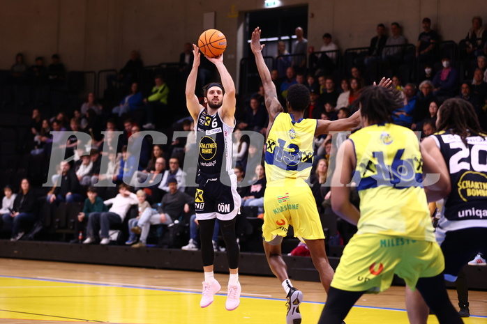 28.03.2025, Graz, Raiffeisen Sportpark Graz, Basketball Superliga 2024/25, 7. Platzierungsrunde, UBSC Graz - Gmunden Swans