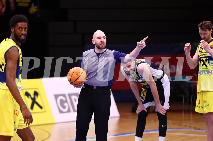 28.03.2025, Graz, Raiffeisen Sportpark Graz, Basketball Superliga 2024/25, 7. Platzierungsrunde, UBSC Graz - Gmunden Swans