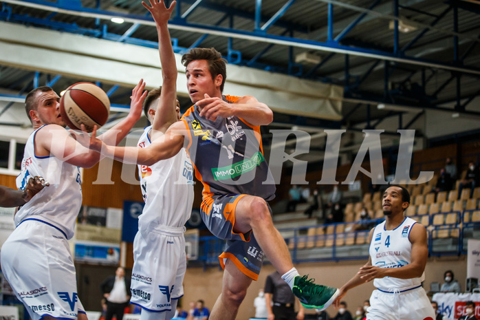 Basketball, bet-at-home Basketball Superliga 2020/21, Platzierungsrunde, 2. Runde, Oberwart Gunners, Klosterneuburg Dukes, Valentin Bauer (14)