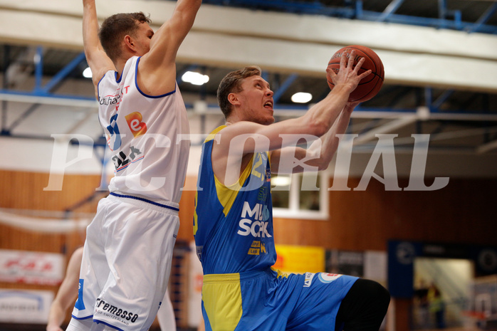 Basketball, bet-at-home Basketball Superliga 2021/22, Grunddurchgang Runde 6, Oberwart Gunners, SKN St. Pölten, Aapeli Alanen (28)