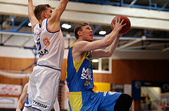 Basketball, bet-at-home Basketball Superliga 2021/22, Grunddurchgang Runde 6, Oberwart Gunners, SKN St. Pölten, Aapeli Alanen (28)