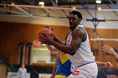 Basketball, bet-at-home Basketball Superliga 2021/22, Grunddurchgang Runde 6, Oberwart Gunners, SKN St. Pölten, Emondre Rickman (14)