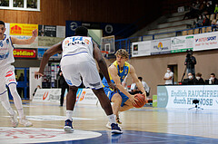 Basketball, bet-at-home Basketball Superliga 2021/22, Grunddurchgang Runde 6, Oberwart Gunners, SKN St. Pölten, Felix Angerbauer (4)