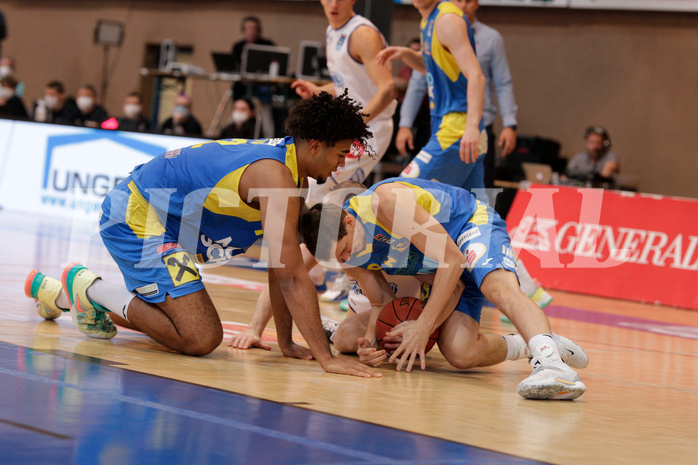 Basketball, bet-at-home Basketball Superliga 2021/22, Grunddurchgang Runde 6, Oberwart Gunners, SKN St. Pölten, Lukas Böck (13)
