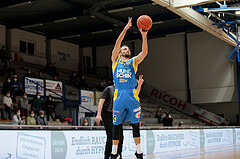 Basketball, bet-at-home Basketball Superliga 2021/22, Grunddurchgang Runde 6, Oberwart Gunners, SKN St. Pölten, Lukas Böck (13)