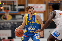 Basketball, bet-at-home Basketball Superliga 2021/22, Grunddurchgang Runde 6, Oberwart Gunners, SKN St. Pölten, Felix Angerbauer (4)