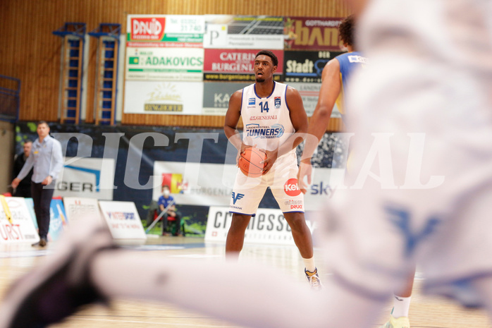 Basketball, bet-at-home Basketball Superliga 2021/22, Grunddurchgang Runde 6, Oberwart Gunners, SKN St. Pölten, Emondre Rickman (14)