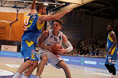 Basketball, bet-at-home Basketball Superliga 2021/22, Grunddurchgang Runde 6, Oberwart Gunners, SKN St. Pölten, Brock Gardner (10)