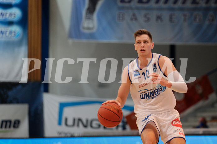 Basketball, bet-at-home Basketball Superliga 2021/22, Grunddurchgang Runde 6, Oberwart Gunners, SKN St. Pölten, Brock Gardner (10)