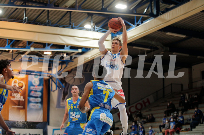 Basketball, bet-at-home Basketball Superliga 2021/22, Grunddurchgang Runde 6, Oberwart Gunners, SKN St. Pölten, Jonathan Knessl (12)