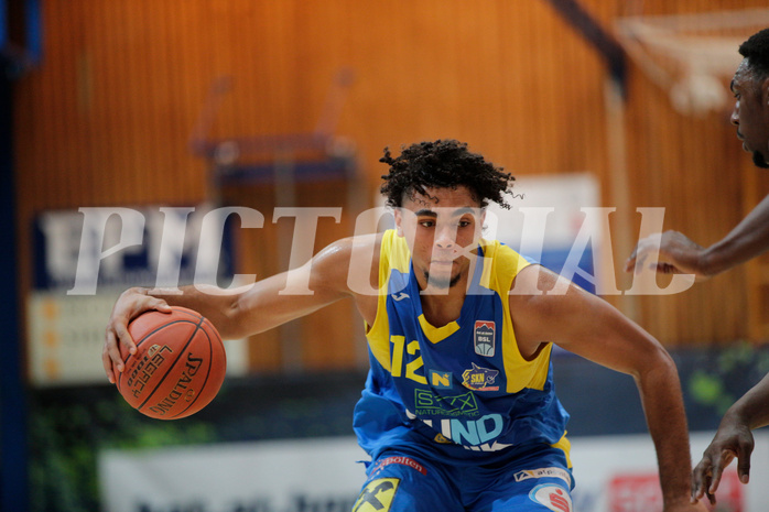 Basketball, bet-at-home Basketball Superliga 2021/22, Grunddurchgang Runde 6, Oberwart Gunners, SKN St. Pölten, Rashaan Guylain Mbemba (12)