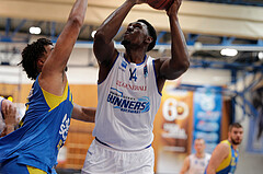 Basketball, bet-at-home Basketball Superliga 2021/22, Grunddurchgang Runde 6, Oberwart Gunners, SKN St. Pölten, Emondre Rickman (14)