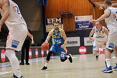 Basketball, bet-at-home Basketball Superliga 2021/22, Grunddurchgang Runde 6, Oberwart Gunners, SKN St. Pölten, Lukas Böck (13)