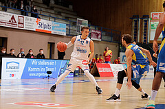 Basketball, bet-at-home Basketball Superliga 2021/22, Grunddurchgang Runde 6, Oberwart Gunners, SKN St. Pölten, Jonathan Knessl (12)