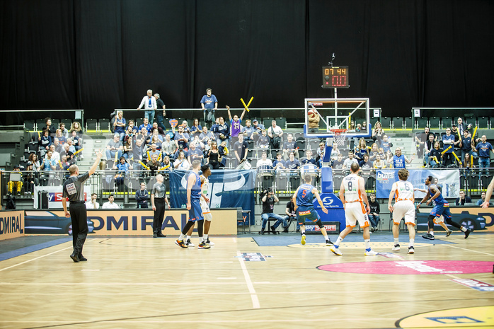 Basketball, Basketball Austria Cup 201920, Finale, Kapfenberg Bulls, Klosterneuburg Dukes, Bulls Fans