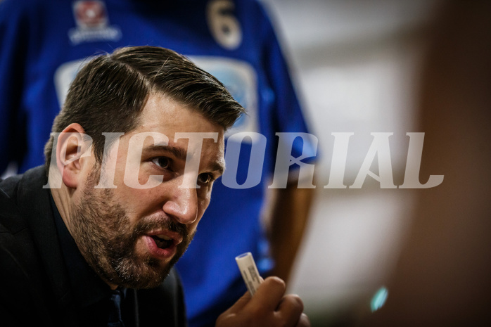 Basketball, Basketball Austria Cup 2021/22, 1/4 Finale, Vienna D.C. Timberwolves, UNGER STEEL Gunners Oberwart, Horst Leitner (Coach)