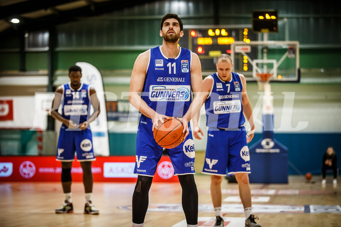 Basketball, Basketball Austria Cup 2021/22, 1/4 Finale, Vienna D.C. Timberwolves, UNGER STEEL Gunners Oberwart, Ioannis Chatzinikolas (11)
