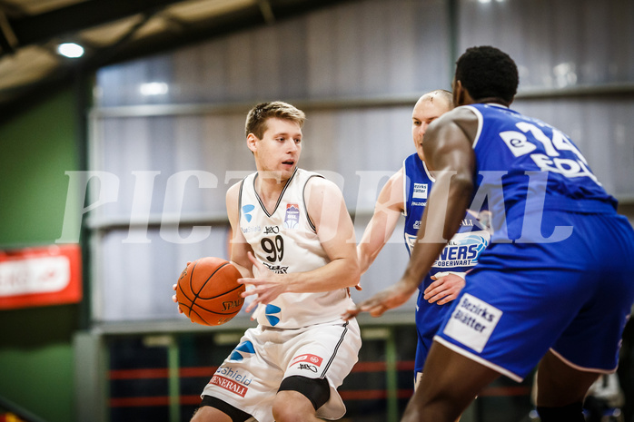 Basketball, Basketball Austria Cup 2021/22, 1/4 Finale, Vienna D.C. Timberwolves, UNGER STEEL Gunners Oberwart, Jonas John (99)