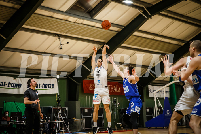 Basketball, Basketball Austria Cup 2021/22, 1/4 Finale, Vienna D.C. Timberwolves, UNGER STEEL Gunners Oberwart, Jakob Szkutta (10)