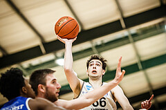 Basketball, Basketball Austria Cup 2021/22, 1/4 Finale, Vienna D.C. Timberwolves, UNGER STEEL Gunners Oberwart, Paul Rotter (66)