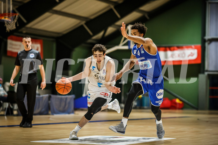 Basketball, Basketball Austria Cup 2021/22, 1/4 Finale, Vienna D.C. Timberwolves, UNGER STEEL Gunners Oberwart, Paul Rotter (66)