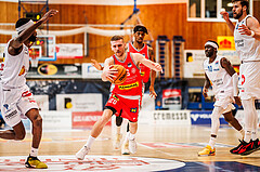 Basketball, win2day Basketball Superliga 2023/24, Grunddurchgang Runde 15, Oberwart Gunners, Traiskirchen Lions, Edgars Lasenbergs (25)
