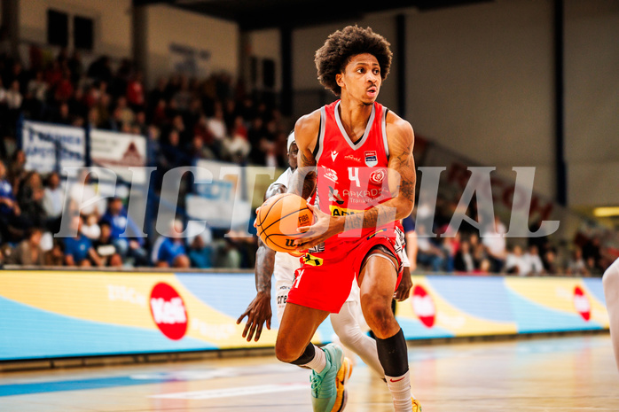 Basketball, win2day Basketball Superliga 2023/24, Grunddurchgang Runde 15, Oberwart Gunners, Traiskirchen Lions, Demarcus Demonia (4)