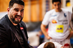 Basketball, win2day Basketball Superliga 2023/24, Grunddurchgang Runde 15, Oberwart Gunners, Traiskirchen Lions, Horst Leitner (Head Coach)