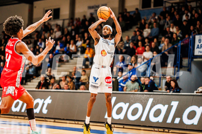 Basketball, win2day Basketball Superliga 2023/24, Grunddurchgang Runde 15, Oberwart Gunners, Traiskirchen Lions, Derrek Brooks Jr. (11)