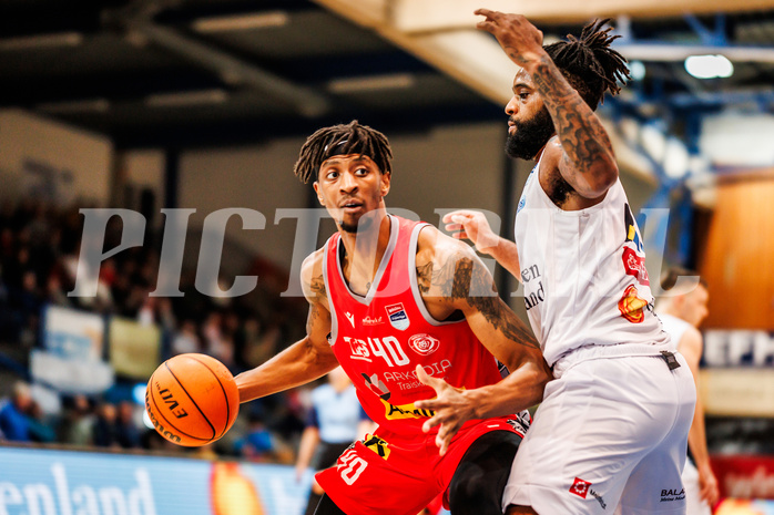 Basketball, win2day Basketball Superliga 2023/24, Grunddurchgang Runde 15, Oberwart Gunners, Traiskirchen Lions, Jaquan Lawrence (40)