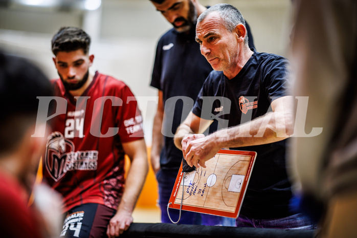 Basketball, Basketball Zweite Liga 2024/25, Grunddurchgang 6.Runde, Vienna Timberwolves, Mistelbach Mustangs, Martin Weissenböck (Head Coach)