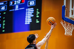 Basketball, Basketball Zweite Liga 2024/25, Grunddurchgang 6.Runde, Vienna Timberwolves, Mistelbach Mustangs, Maximilian Girschik (9), Daniele Kuchar (22)