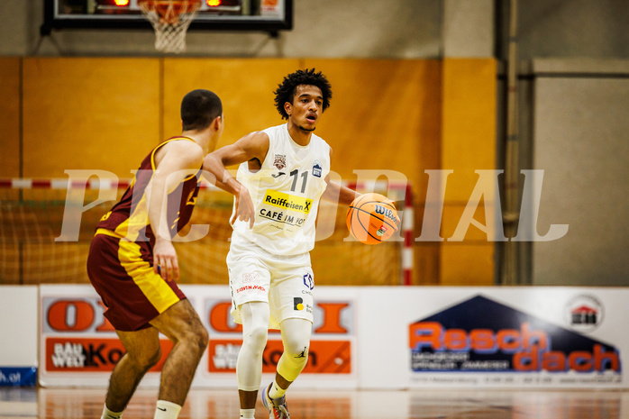 Basketball, Basketball Zweite Liga 2024/25, Grunddurchgang 6.Runde, Mattersburg Rocks, Traiskirchen Lions, Yann Grandperret (11)