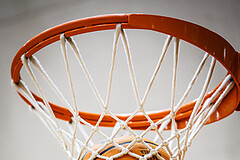 Basketball, Basketball Zweite Liga 2024/25, Grunddurchgang 6.Runde, Vienna Timberwolves, Mistelbach Mustangs, Feature, Ball
