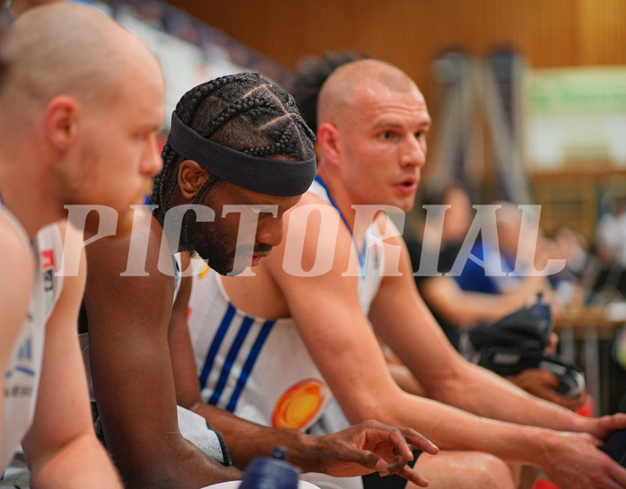 Basketball, Basketball Superliga 2024/25, Playoffs, Finale Spiel 1, Oberwart Gunners vs. BBC Nord Dragonz