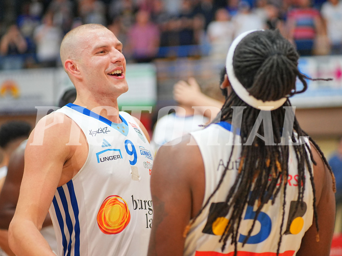 Basketball, Basketball Superliga 2024/25, Playoffs, Finale Spiel 1, Oberwart Gunners vs. BBC Nord Dragonz