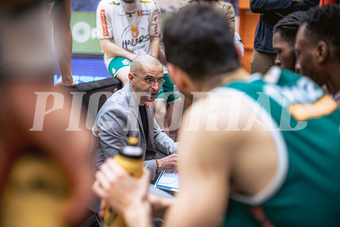 Basketball, Win2Day Superliga 2022/23, 9. Qualifikationsrunde, Vienna Timberwolves, Kapfenberg Bulls, Michael Schrittwieser (Head Coach)