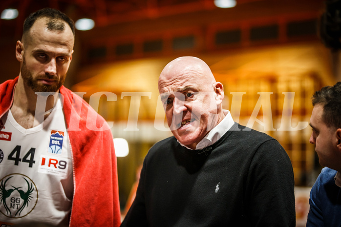 Basketball, Basketball Austria, Cup Final Four 2021/22 
Halbfinale 2, BC Vienna, Gmunden Swans, Aramis Naglic (Head Coach)