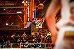 Basketball, Basketball Austria, Cup Final Four 2021/22 
Halbfinale 1, BBC Nord Dragonz, Oberwart Gunners, #featured ball über korb