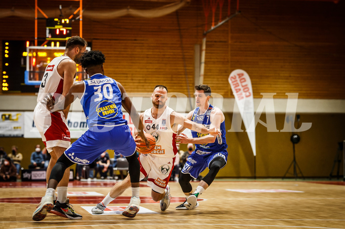 Basketball, Basketball Austria, Cup Final Four 2021/22 
Halbfinale 2, BC Vienna, Gmunden Swans, Enis Murati (44)